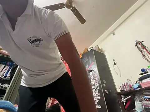 Snapshot of SammyChocolateIndian chatting on 22, 1, 2025 SammyChocolateIndian online show from 22, 1, 2025