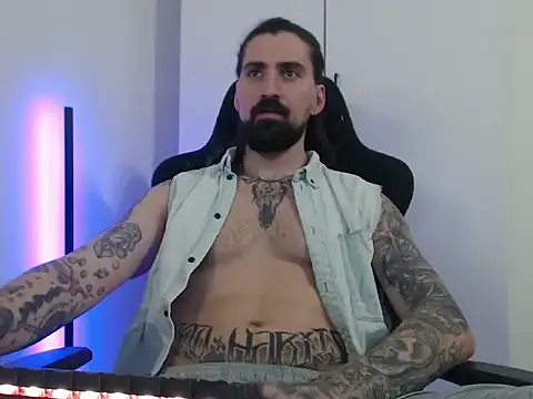 Snapshot of MateoHunk chatting on 19, 3, 2026 MateoHunk online show from 19, 3, 2026