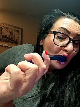 Genoveva73sexy online show from 22, 12, 2024