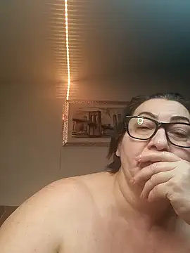 Genoveva73sexy online show from 7, 3, 2025