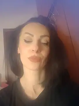 dahlia 82 online show from 28, 2, 2025