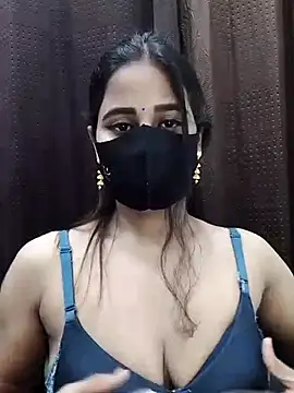 Lalisa sexy online show from 7, 7, 2026