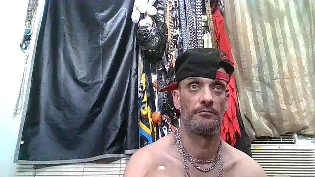 Snapshot of slinginbigD chatting on 5, 12, 2025 slinginbigD online show from 5, 12, 2025