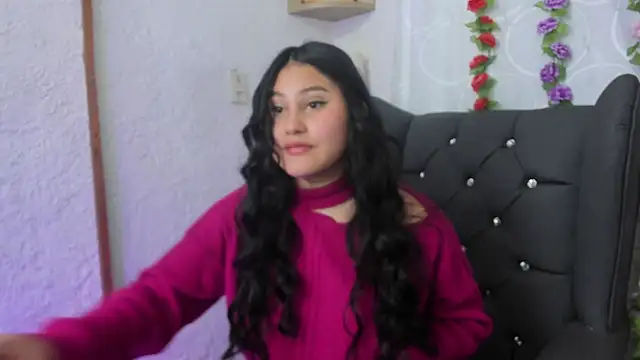 Snapshot of Little_Ivy chatting on 9, 12, 2024 Little Ivy online show from 9, 12, 2024