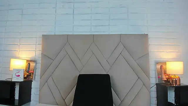 Isis Osman online show from 13, 3, 2025