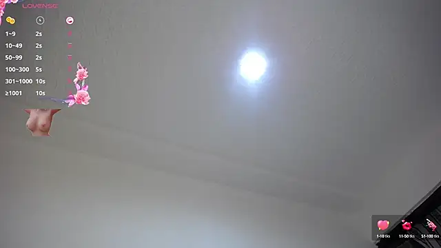 Snapshot of janna_isa chatting on 4, 3, 2025 janna isa online show from 4, 3, 2025