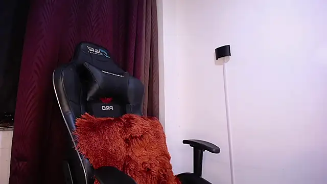 Snapshot of janna_isa chatting on 6, 3, 2025 janna isa online show from 6, 3, 2025