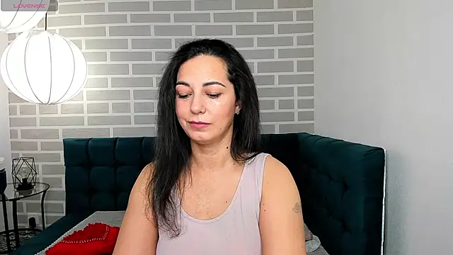 Snapshot of Linda_Insatiable chatting on 3, 11, 2025 Linda Insatiable online show from 3, 11, 2025