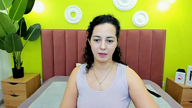 Snapshot of Linda_Insatiable chatting on 5, 2, 2026 Linda Insatiable online show from 5, 2, 2026