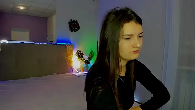 Laura Leee online show from 17, 12, 2025