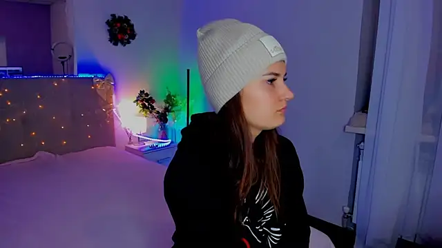 Laura Leee online show from 8, 1, 2026