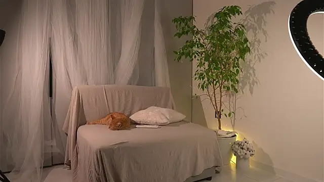 Snapshot of lorrie_love_story chatting on 24, 11, 2025 lorrie love story online show from 24, 11, 2025