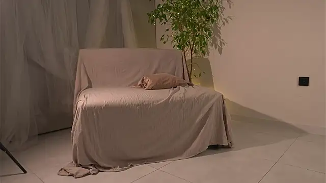 Snapshot of lorrie_love_story chatting on 25, 11, 2025 lorrie love story online show from 25, 11, 2025