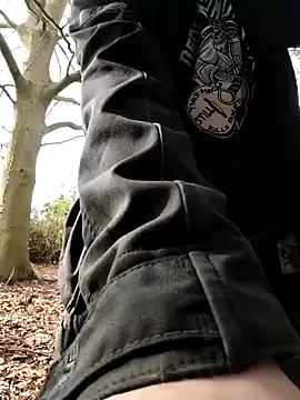 Snapshot of OdinWolf1990 chatting on 12, 3, 2026 OdinWolf1990 online show from 12, 3, 2026