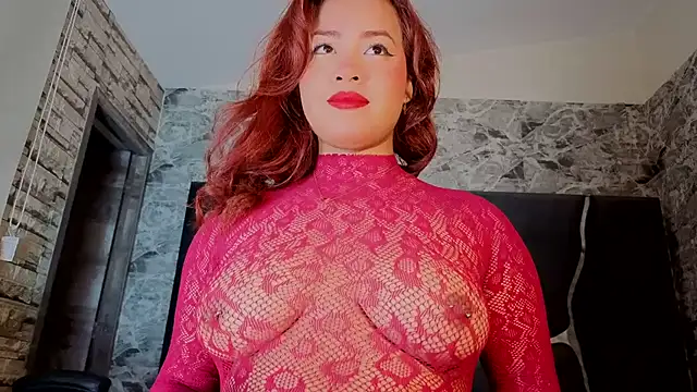 Estrella05  online show from 10, 11, 2025