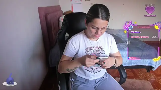 Snapshot of Sabrina_Hall_ chatting on 15, 10, 2025 Sabrina Hall online show from 15, 10, 2025