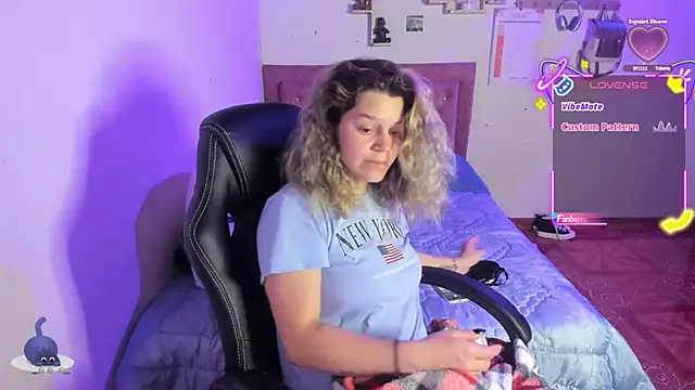 Snapshot of Sabrina_Hall_ chatting on 22, 10, 2025 Sabrina Hall online show from 22, 10, 2025