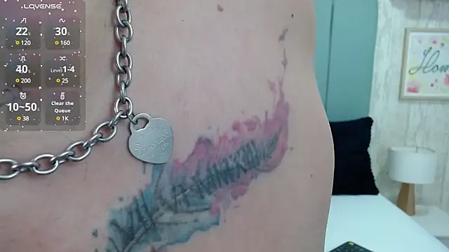 KarllaWalker online show from 25, 1, 2025