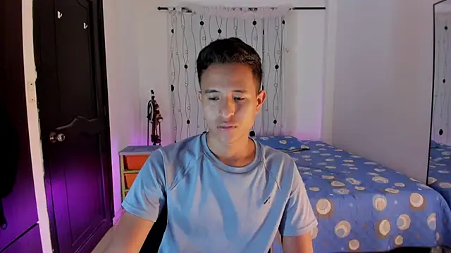 Snapshot of alessandro_wizard chatting on 10, 2, 2025 alessandro wizard online show from 10, 2, 2025