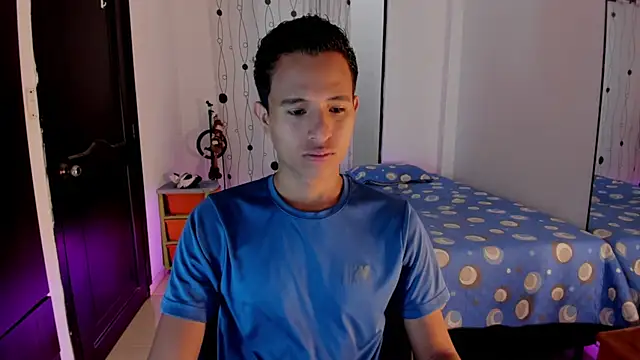 Snapshot of alessandro_wizard chatting on 11, 3, 2025 alessandro wizard online show from 11, 3, 2025