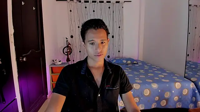 Snapshot of alessandro_wizard chatting on 15, 3, 2025 alessandro wizard online show from 15, 3, 2025