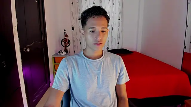 Snapshot of alessandro_wizard chatting on 22, 3, 2025 alessandro wizard online show from 22, 3, 2025