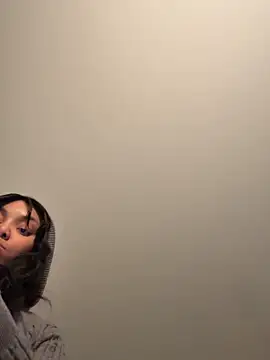 butterflybootyy online show from 2, 3, 2025