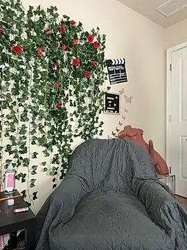 butterflybootyy online show from 3, 11, 2025