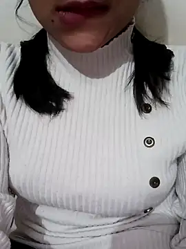 Snapshot of Riyu_05 chatting on 21, 1, 2025 Riyu 05 online show from 21, 1, 2025