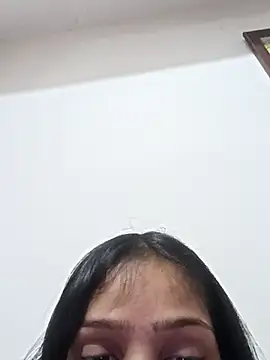 Snapshot of Riyu_05 chatting on 11, 3, 2025 Riyu 05 online show from 11, 3, 2025