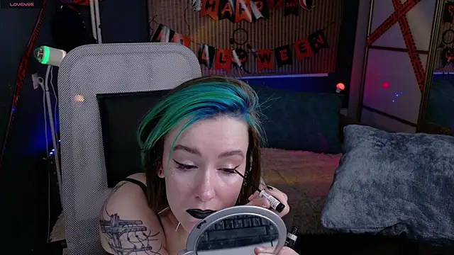 Snapshot of Cumpotik_Eve chatting on 22, 11, 2025 Cumpotik Eve online show from 22, 11, 2025