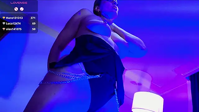 Lizzymontanaa online show from 30, 12, 2024