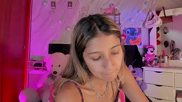 ariana rosse   online show from 11, 4, 2026