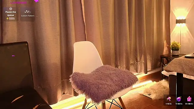 Snapshot of Chloe_Cherry21 chatting on 7, 3, 2025 Chloe Cherry21 online show from 7, 3, 2025