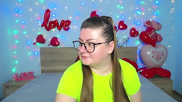 Snapshot of ZannaDreil chatting on 20, 2, 2025 ZannaDreil online show from 20, 2, 2025
