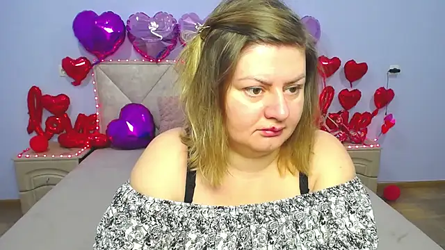 Snapshot of ZannaDreil chatting on 27, 2, 2025 ZannaDreil online show from 27, 2, 2025