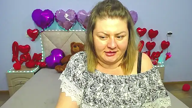 Snapshot of ZannaDreil chatting on 27, 2, 2025 ZannaDreil online show from 27, 2, 2025