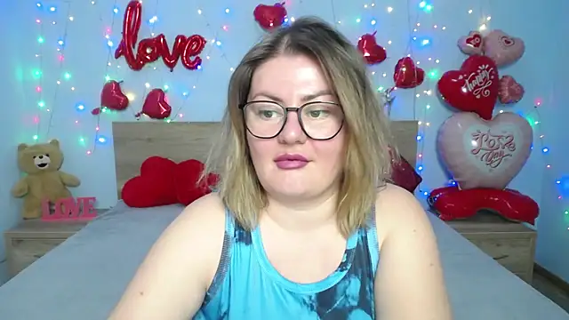 Snapshot of ZannaDreil chatting on 1, 3, 2025 ZannaDreil online show from 1, 3, 2025