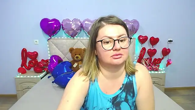 Snapshot of ZannaDreil chatting on 4, 3, 2025 ZannaDreil online show from 4, 3, 2025