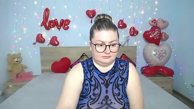 Snapshot of ZannaDreil chatting on 6, 3, 2025 ZannaDreil online show from 6, 3, 2025