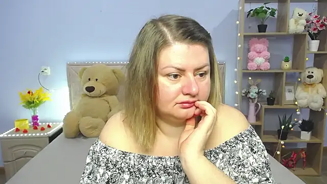 Snapshot of ZannaDreil chatting on 11, 3, 2025 ZannaDreil online show from 11, 3, 2025