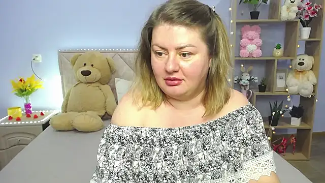 Snapshot of ZannaDreil chatting on 11, 3, 2025 ZannaDreil online show from 11, 3, 2025