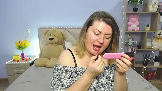 Snapshot of ZannaDreil chatting on 12, 3, 2025 ZannaDreil online show from 12, 3, 2025