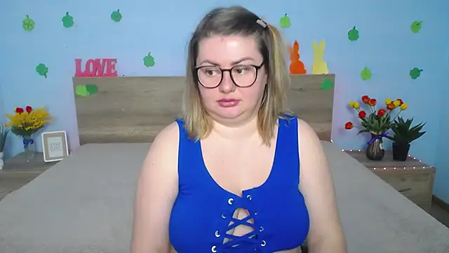 Snapshot of ZannaDreil chatting on 23, 3, 2025 ZannaDreil online show from 23, 3, 2025
