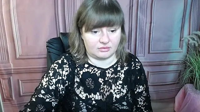 Snapshot of ZannaDreil chatting on 15, 9, 2025 ZannaDreil online show from 15, 9, 2025