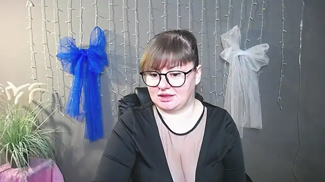 ZannaDreil online show from 25, 11, 2025