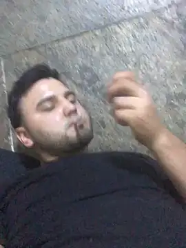 SINUECASTILLO online show from 5, 3, 2025