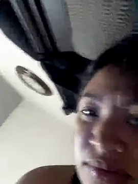 SINUECASTILLO online show from 8, 10, 2025