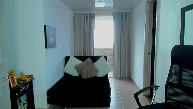 SamirHazard97 online show from 10, 1, 2026