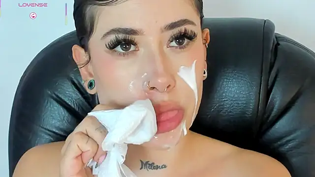 melody suarez online show from 5, 3, 2025